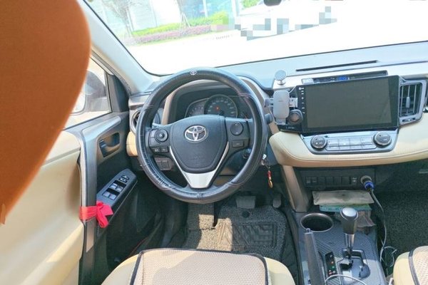 Toyota RAV4 2015, 159400 км, за 6838 USD - фото 11