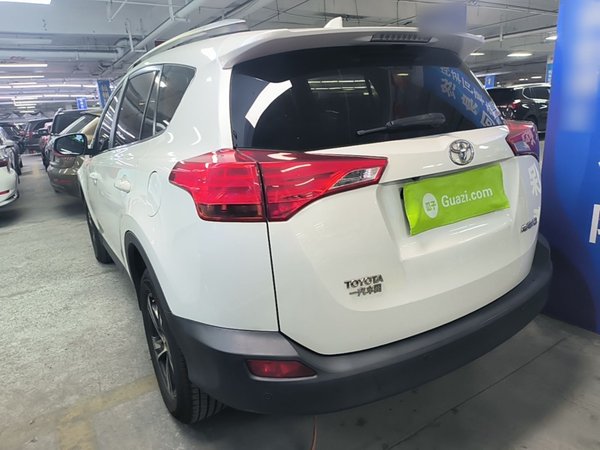 Toyota RAV4 2015, 165000 км, за 8997 USD