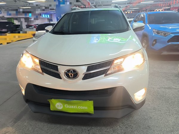 Toyota RAV4 2015, 165000 км, за 8997 USD