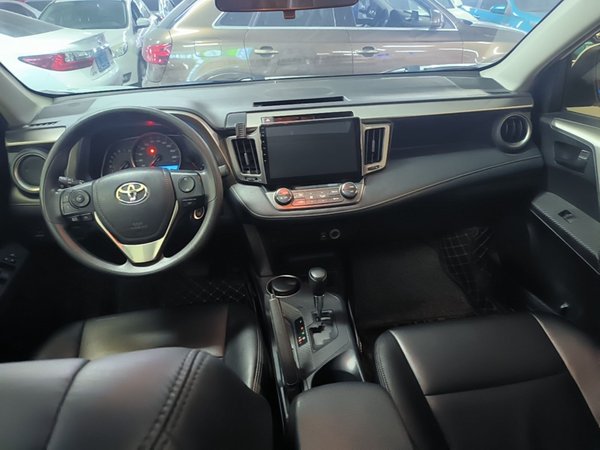 Toyota RAV4 2015, 165000 км, за 8997 USD - фото 13