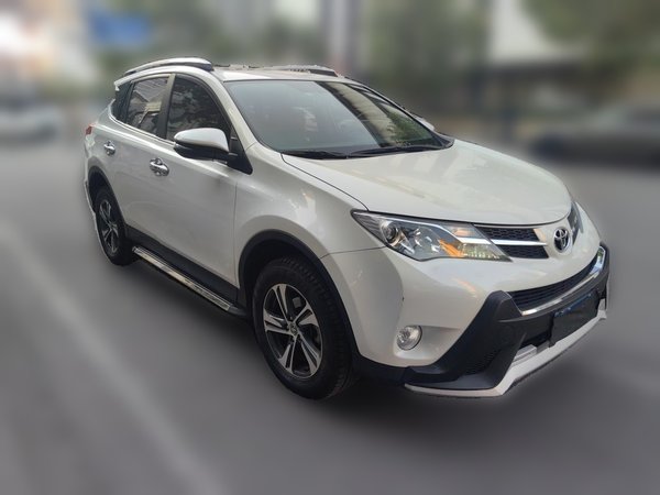 Toyota RAV4 2015, 91800 км, за 11042 USD