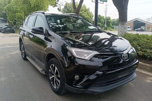 Toyota RAV4 2016, 102000 км, за 11326 USD