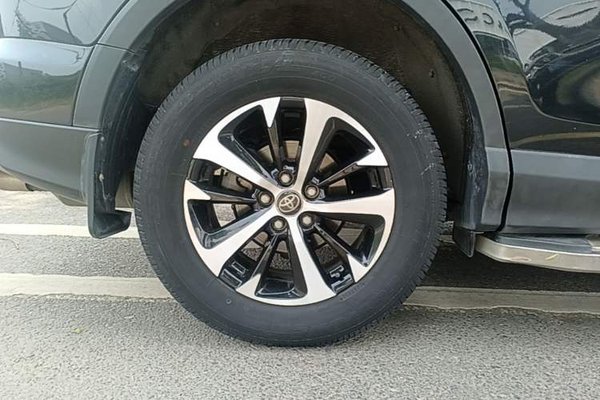 Toyota RAV4 2016, 102000 км, за 11326 USD - фото 10