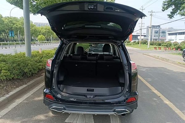 Toyota RAV4 2016, 102000 км, за 11326 USD - фото 22