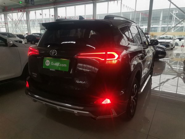 Toyota RAV4 2016, 98100 км, за 10687 USD - фото 6