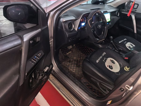 Toyota RAV4 2016, 90100 км, за 10790 USD - фото 13