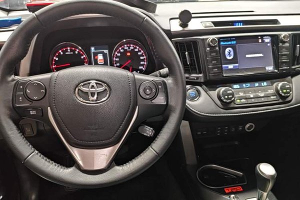 Toyota RAV4 2016, 90500 км, за 11718 USD - фото 18