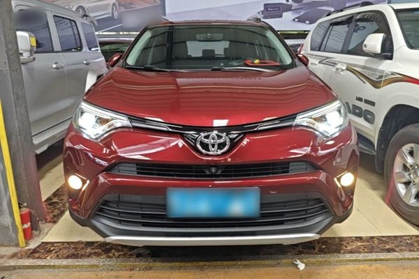 Toyota RAV4 2016, 90500 км, за 11718 USD
