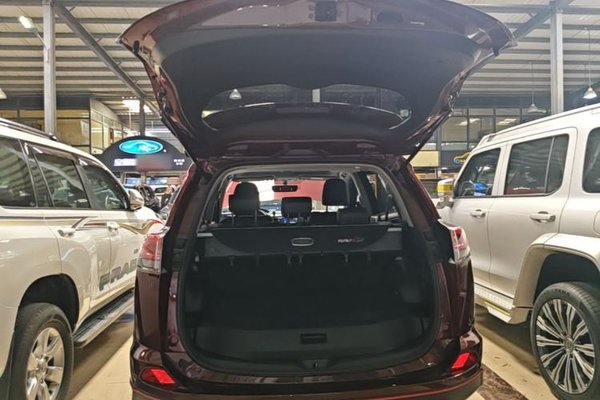 Toyota RAV4 2016, 90500 км, за 11718 USD - фото 27
