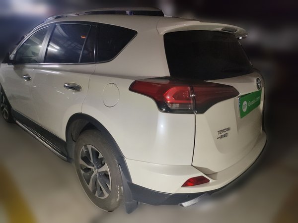 Toyota RAV4 2016, 106000 км, за 12164 USD - фото 8