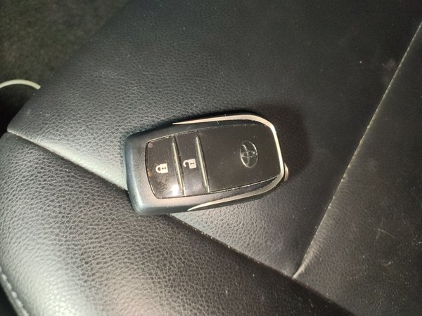 Toyota RAV4 2016, 106000 км, за 12164 USD - фото 9