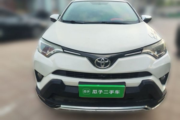 Toyota RAV4 2016, 190900 км, за 9603 USD