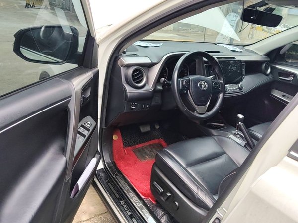 Toyota RAV4 2016, 86100 км, за 13058 USD - фото 19