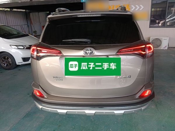 Toyota RAV4 2019, 58000 км, за 13762 USD - фото 6
