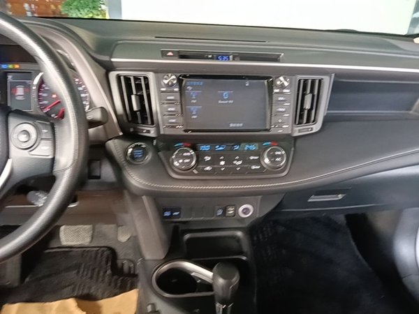 Toyota RAV4 2019, 58000 км, за 13762 USD - фото 16