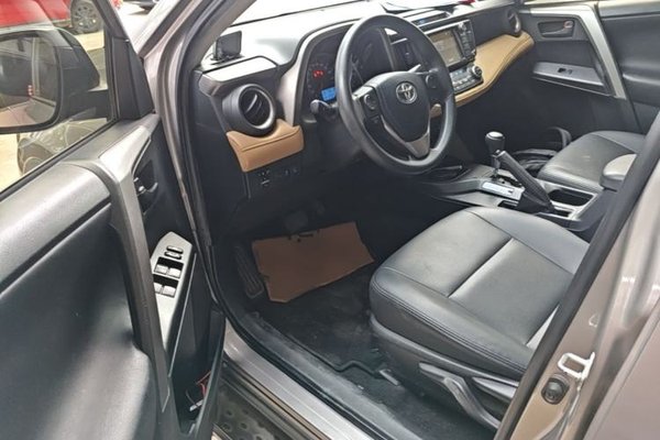 Toyota RAV4 2019, 122899 км, за 13561 USD - фото 18