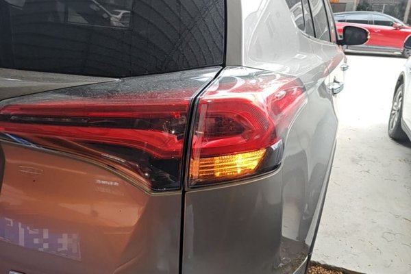 Toyota RAV4 2019, 122899 км, за 13561 USD - фото 9