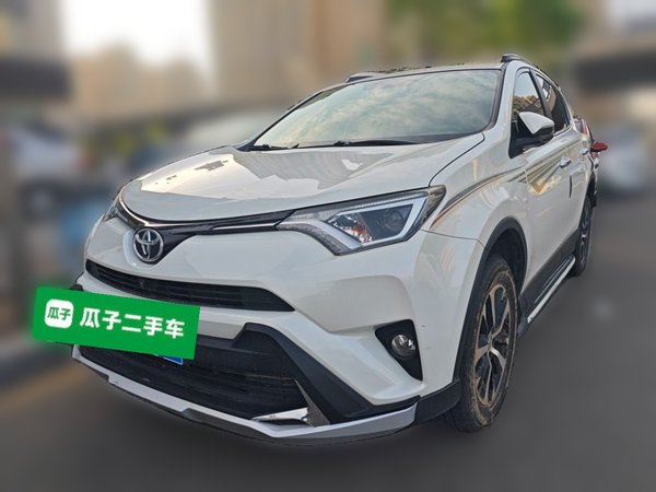 Toyota RAV4 · 2019 год