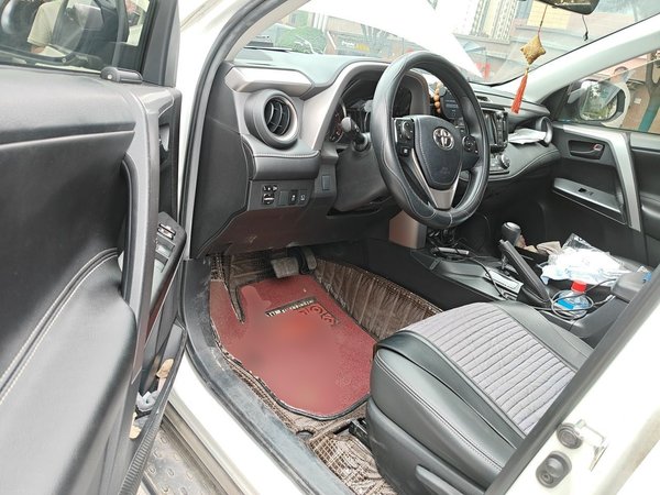 Toyota RAV4 2019, 79800 км, за 13162 USD - фото 13