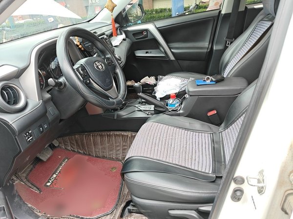 Toyota RAV4 2019, 79800 км, за 13162 USD - фото 12