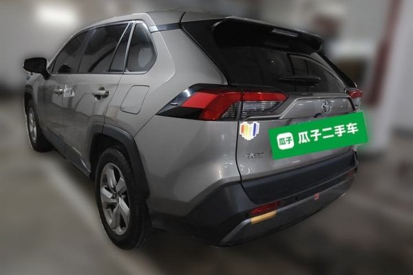Toyota RAV4 2020, 43000 км, за 14219 USD