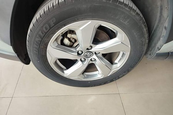 Toyota RAV4 2020, 43400 км, за 13501 USD - фото 10
