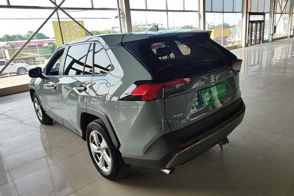 Toyota RAV4 2020, 43400 км, за 13501 USD