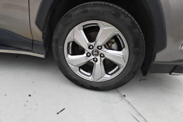 Toyota RAV4 2020, 95300 км, за 12763 USD - фото 8