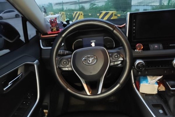 Toyota RAV4 2020, 95300 км, за 12763 USD - фото 11