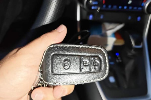 Toyota RAV4 2020, 95300 км, за 12763 USD - фото 9