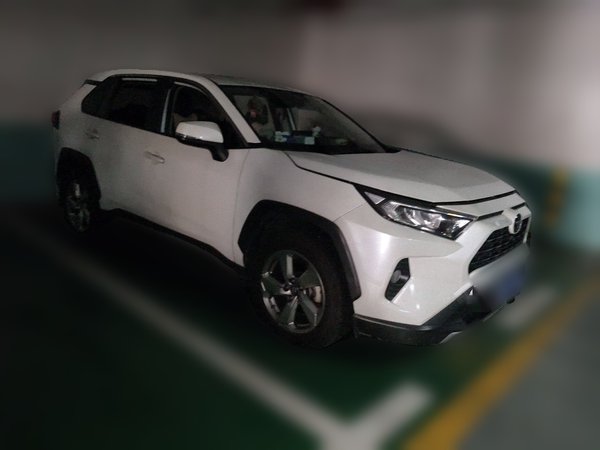 Toyota RAV4 2020, 40599 км, за 13852 USD