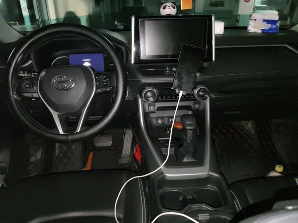 Toyota RAV4 2020, 40599 км, за 13852 USD - фото 10