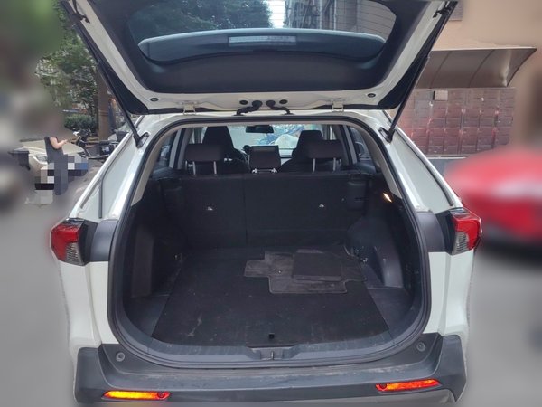 Toyota RAV4 2020, 52100 км, за 13719 USD - фото 20
