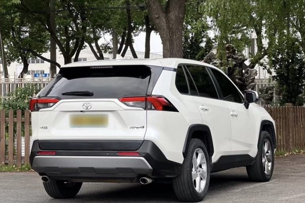Toyota RAV4 2020, 54900 км, за 16144 USD
