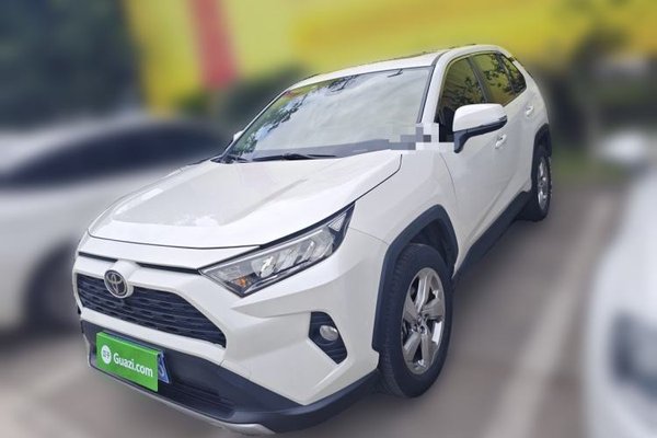 Toyota RAV4 · 2020 год