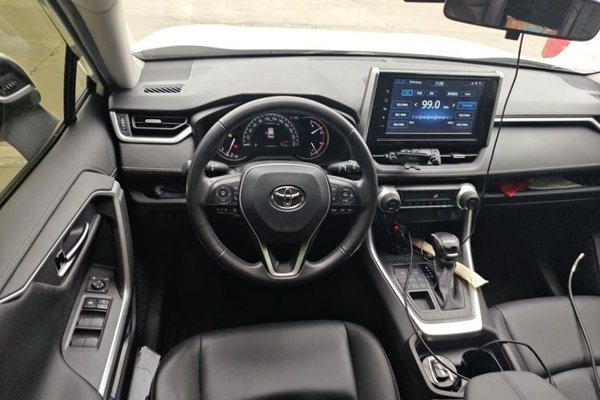 Toyota RAV4 2020, 57900 км, за 15499 USD - фото 17