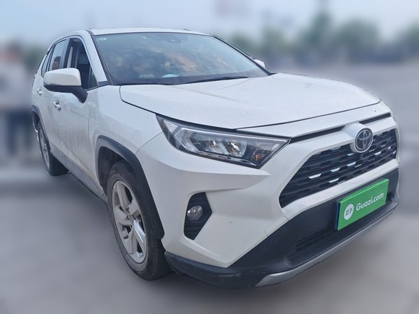 Toyota RAV4 2020, 64400 км, за 13953 USD