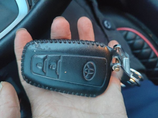 Toyota RAV4 2020, 64400 км, за 13953 USD - фото 9