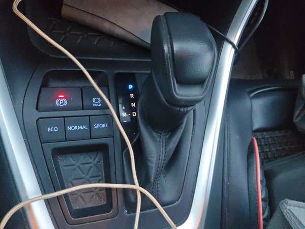 Toyota RAV4 2020, 64400 км, за 13953 USD - фото 15