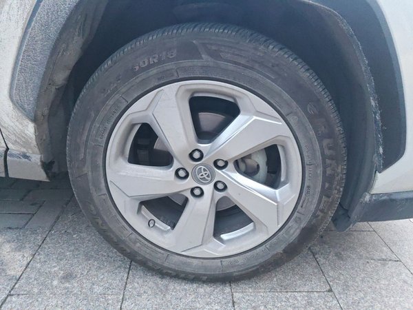 Toyota RAV4 2020, 64400 км, за 13953 USD - фото 8