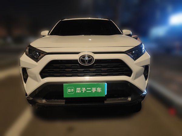 Toyota RAV4 2020, 96700 км, за 14573 USD