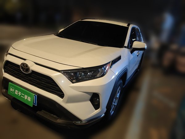 Toyota RAV4 2020, 96700 км, за 14573 USD