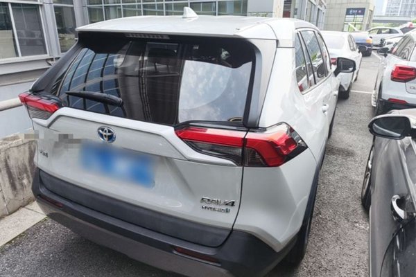 Toyota RAV4 2020, 49200 км, за 17370 USD - фото 6
