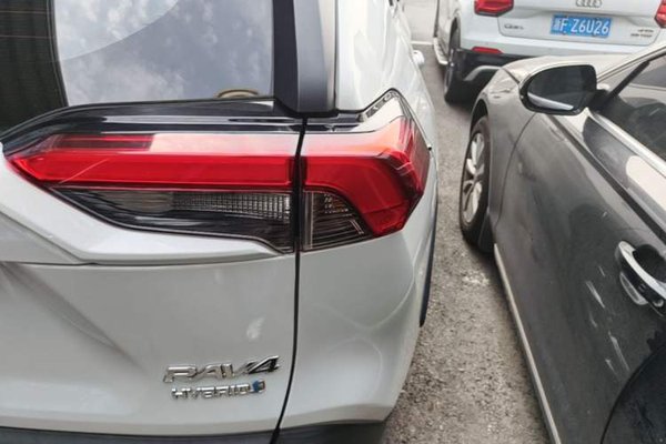 Toyota RAV4 2020, 49200 км, за 17370 USD - фото 7