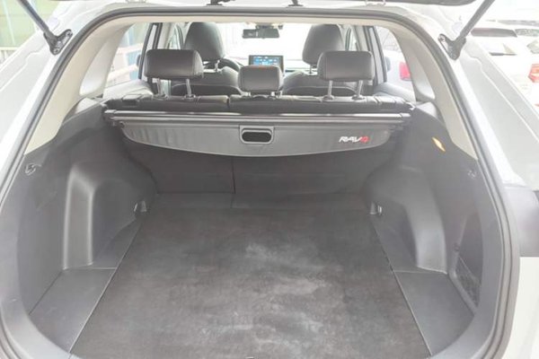 Toyota RAV4 2020, 49200 км, за 17370 USD - фото 22