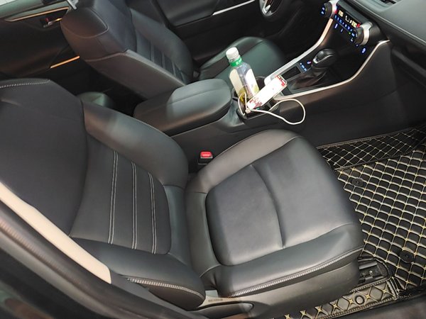 Toyota RAV4 2021, 48500 км, за 17764 USD - фото 23