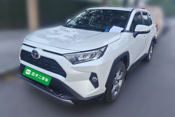 Toyota RAV4 · 2021 год