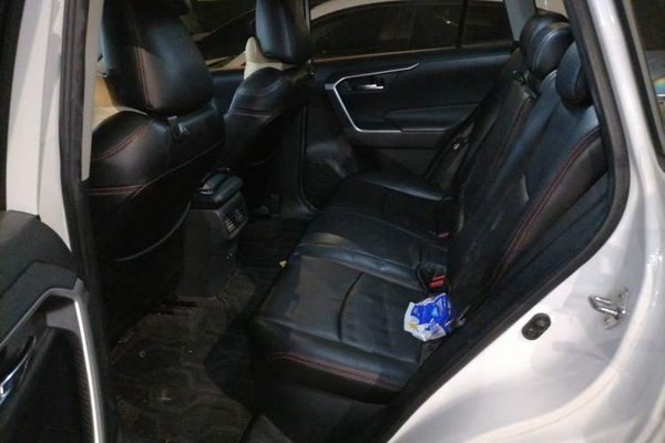 Toyota RAV4 2021, 114100 км, за 14740 USD - фото 16
