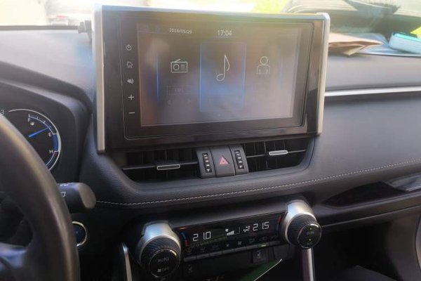 Toyota RAV4 2021, 32000 км, за 22051 USD - фото 10