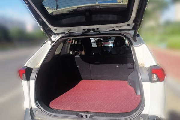 Toyota RAV4 2021, 32000 км, за 22051 USD - фото 16